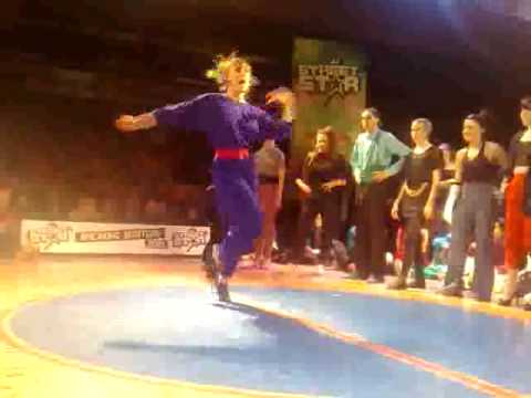 StreetStar 2010 - Waackin - Video by Top Toys