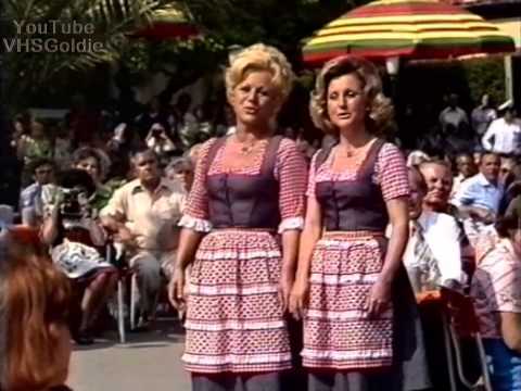 Maria & Margot Hellwig - Medley - 1976