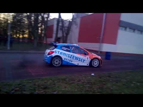 Grand Prix WBS BANK 2015 OLSZTYN Przejazd załogi Z. Staniszewski, B. Boba Peugeot 207