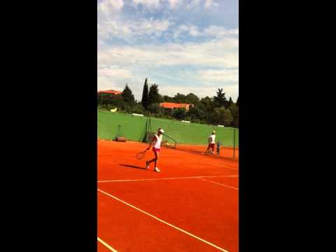 Betina Tokaç Hısravistan'da Rakibini Ağlatıyor !