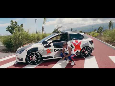 Junior - En vadrouille [Clip Officiel]