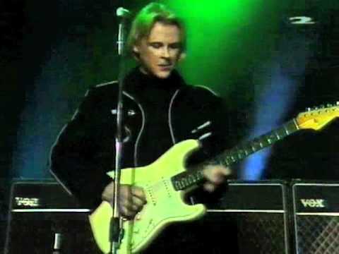 A. Aallon Rytmiorkesteri - Nahkarotsi (Live)