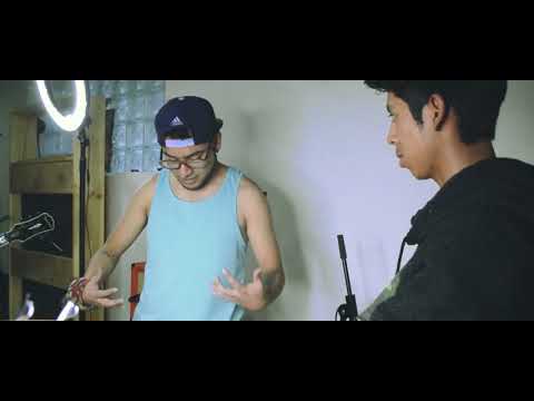 En Medio de la Tríada - Ensayo y asesoría: FASE MATIZ: T1