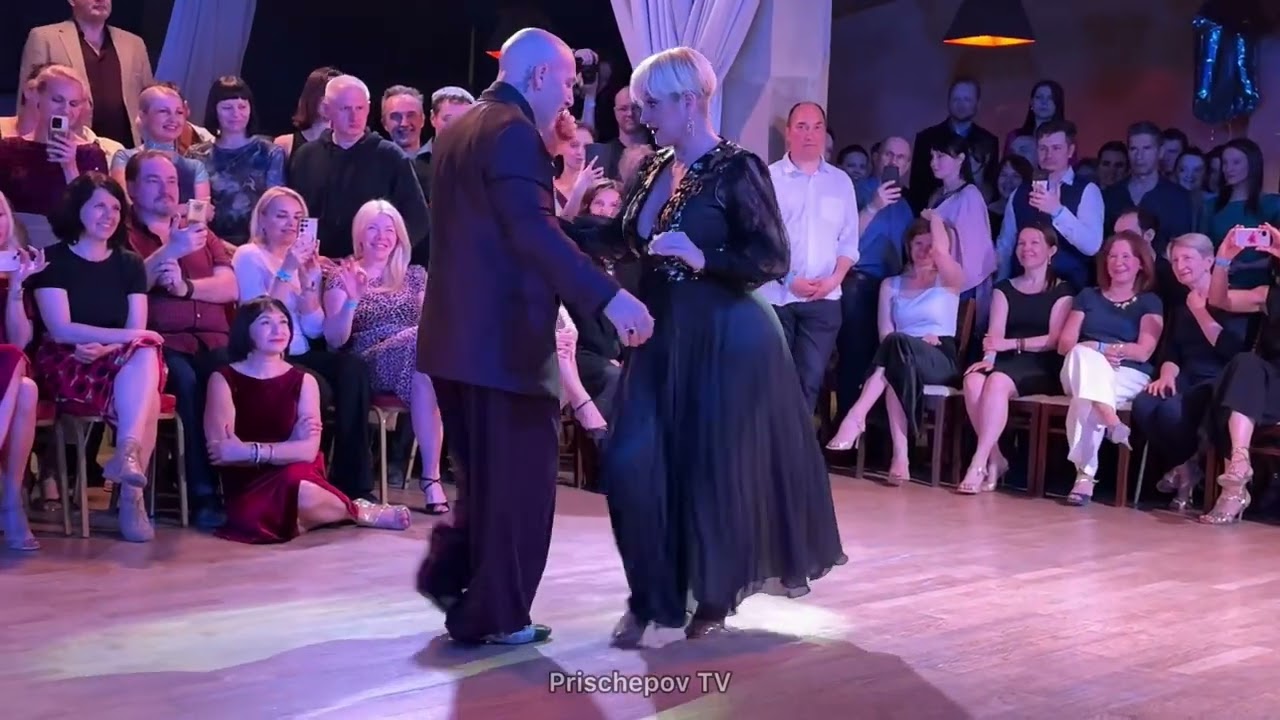 Video thumbnail for Alejandra Mantiñan and Mariano Otero,PLANETANGO 2025 3-4