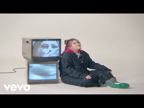 Mae Stephens - Woah Man!