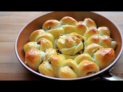 Only need HALF A MINUTE to do the special method! Very soft sweet coconut buns!