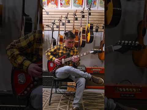 Harmony H19 Silhouette / Bobkat 1963 - 1973 - Cherry Red Sunburst image 10