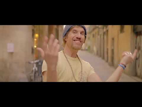 KOERS - Vuela ft. Macaco (Videoclip Oficial)