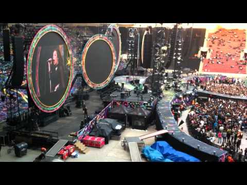 Coldplay Prague 16/09/2012, Charli XCX