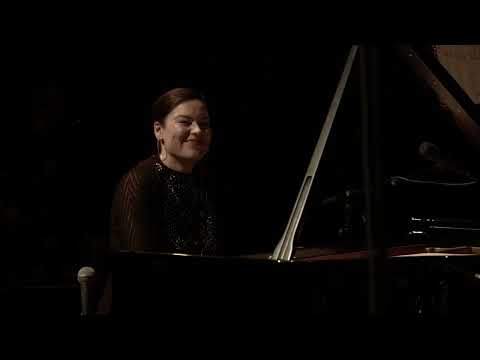 Julimond - Laia Genc LiaisonTonique