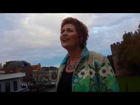 Dag 56 - De Buitenpianist van Cultuurschip Thor, Linda de Wit: What Kind Of Man