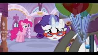 Kadr z teledysku La Moda es Así [Art of the Dress + Reprise] (European Spanish) tekst piosenki My Little Pony: Friendship Is Magic (OST)