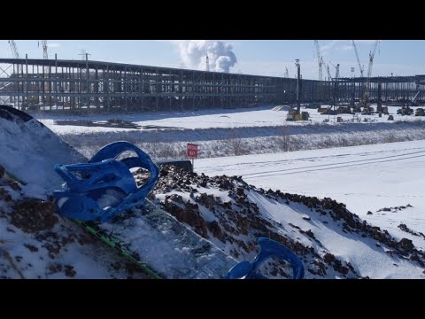 Snowboarding At Tesla Giga Texas - SNOWBOARDING IN AUSTIN