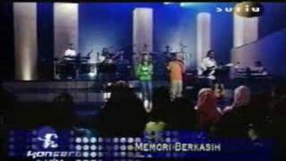 Download lagu Permulaan Konsert Solo Achik Spin & Siti Nordiana mp3 Download lagu Permulaan Konsert Solo Achik Spin & Siti Nordiana mp3