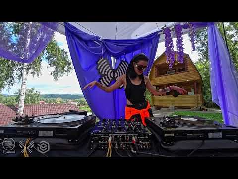NATALI F DJ set [vinyl only] Butterfly Festival R_sound video