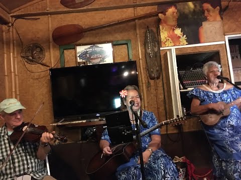 Sitting in with Tropical Groove at Tahiti Nui (Hang Loose +)
