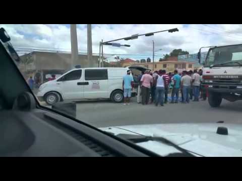 Aparratoso accidente en Santo Domingo