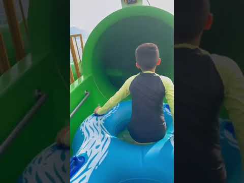 Thumbnail for Eu fiz o cruzeiro no MSC Grandiosa e tinha um  parque aquático muito legal 😀