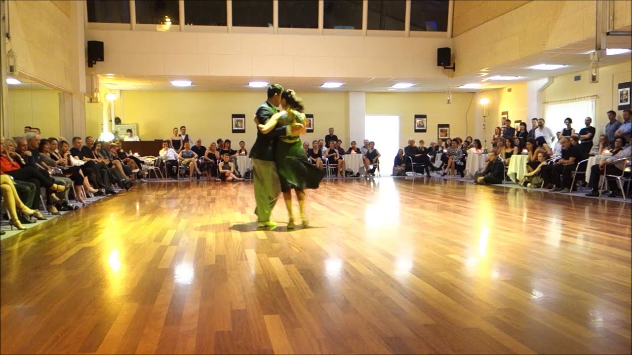 Christian Marquez y Virginia Gomez "Los Totis" -La bruja