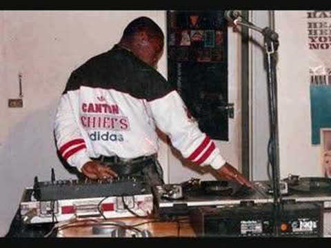 DJ Cheese - ' iz back ' (audio)