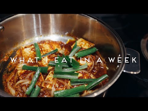 WHAT I EAT IN A WEEK VEGAN | Juice Recipes, Raw Tacos, Spicy Tofu, Egg Fruit Smoothie #021