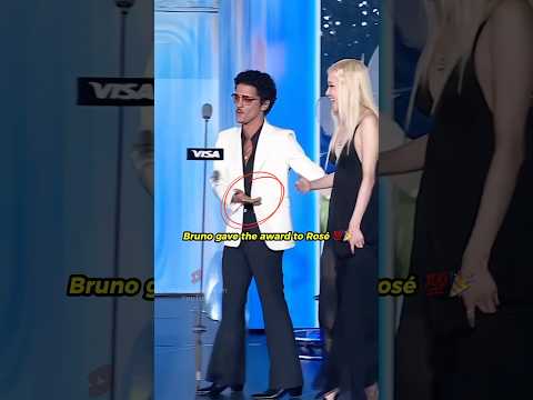 Congratulations Rosé & Bruno for "APT" won 🩷⚡️ #blackpink #rosé