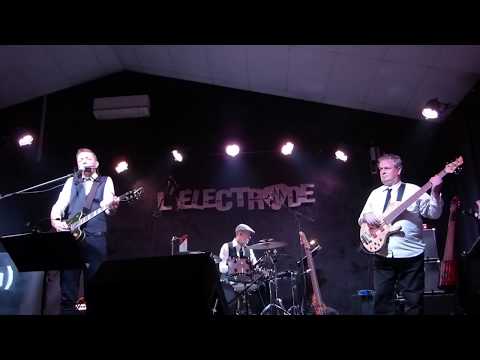 Flo Catteau - C'est Toi