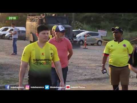 HINCHAS DEL ALIANZA PETROLERA LLEGARON AL ESTADIO DANIEL VILLA ZAPATA