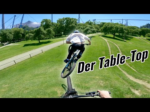 I wanted to touch him... // Street Tour Munich