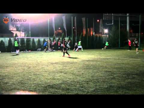 6. tydzień: FC Scorpions - Restauracja Magillo (FLS Jesień 2013)