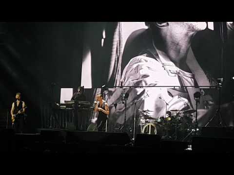 Depeche Mode - Cover Me - LIVE 2017-05-05 Stockholm Global Spirit Tour