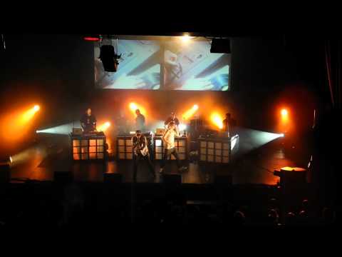 CHINESE MAN w/ ROLLIN ROCKERS (Lush One & Plex Rock) "LE' PUDDING" live at GROOVEFEST 2011 France