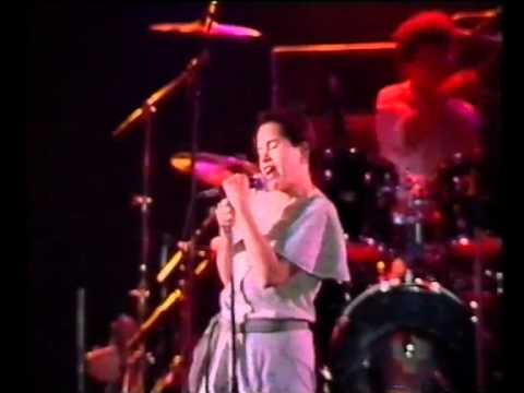 A Campfire Song - 10000 Maniacs