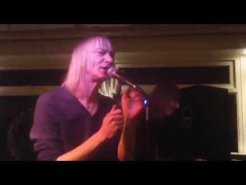 Right outside @ Restaurant De Kluis RoJa Cool'O'Keefe 27 03 15