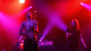 Tricky feat.Francesca Belmonte - I Sing For The Joker