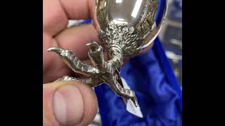 Набор серебряных гляннцевых пашотниц «Глянец» на оригинальной ножке
