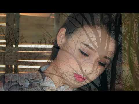 Thể hiện bởi Hương Giang