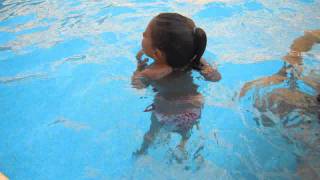 Nadando y buceando