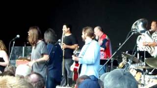 Levon Helm The Weight with Chris and Rich Robinson and Adam McDougal, Kettering, OH July 15, 2009