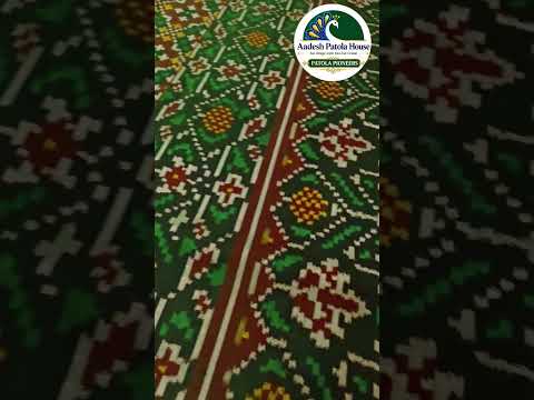 Green Jad Border Buttonfulbhat Motifs Single Ikat Patola Saree 8 Ply Silk