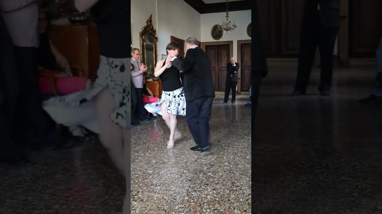 Lorena Mermelstein y Ricky Barrios "Pobre Flor" Palazzo Dandolo_ Venecia