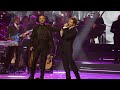 Inolvidable Luis Fonsi y David Bisbal person of the year Laura Pausini