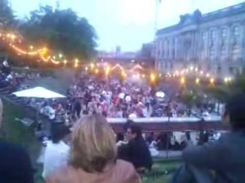 download lagu mp3 mp4 Salsa In Der Mitte, download lagu Salsa In Der Mitte gratis, unduh video klip Salsa In Der Mitte