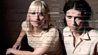 The Raveonettes - Veronica Fever (with lyrics)