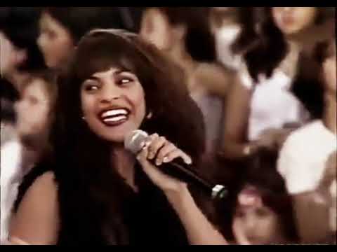 COPACABANA BEAT - OLHO NO OLHO - no Xuxa Hits.