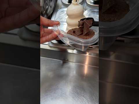 Add some chocolate chip #trending #facts #viral #ytshorts #easy #easy #food @waheeda shakil
