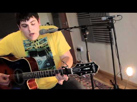 Michael Collings - "Man in the Mirror" - Live at Momentum Studios