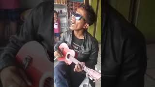 Download lagu Pengamen Lucu Saat Nyanyi lagu OLEH OLEH bikin ngakak mp3 Download lagu Pengamen Lucu Saat Nyanyi lagu OLEH OLEH bikin ngakak mp3