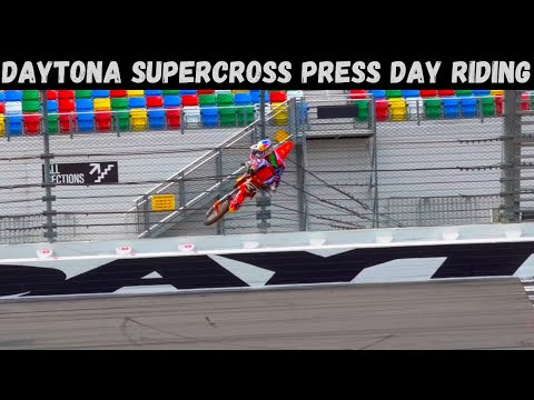 Daytona Supercross Press Day Laps with Tomac, Hunta, Webb, Roczen, Brown, Davies, Hammaker & More