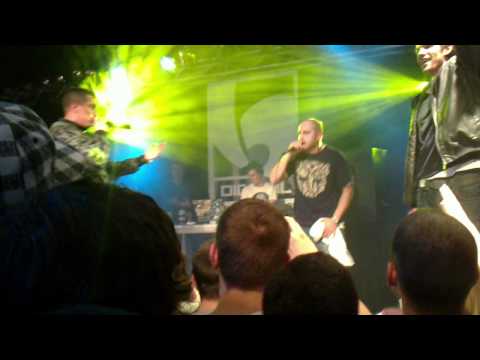 V.I.P. & CONNECT - LIVE FROM DOM OMLADINE .... 25 / 02 / 2011 / BEOGRAD / BELGRADE